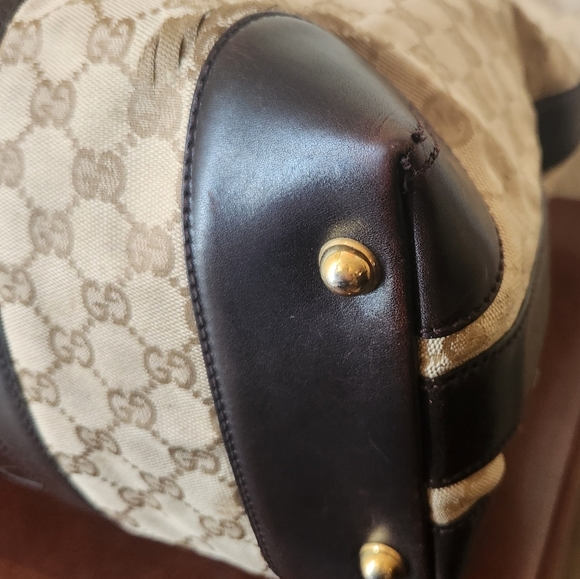 Gucci Beige Canvas Brown Leather Crocodile Secret Hobo - Picture 12 of 14